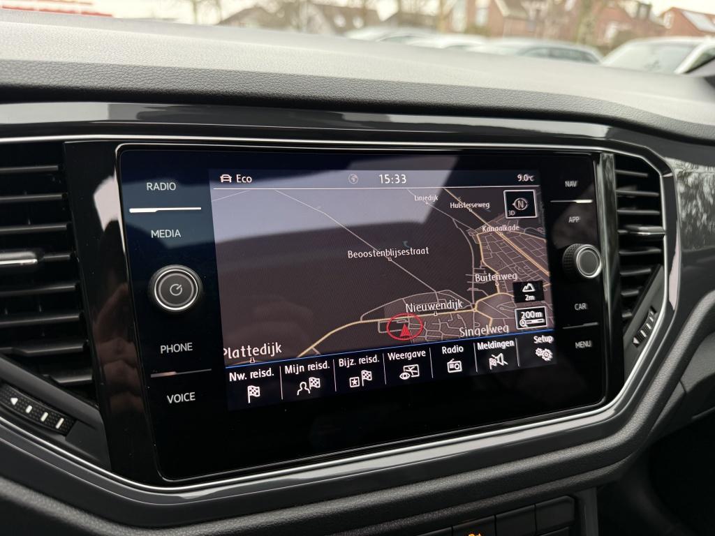 Volkswagen T-roc 1.5 tsi // r-line pakket // panoramadak //