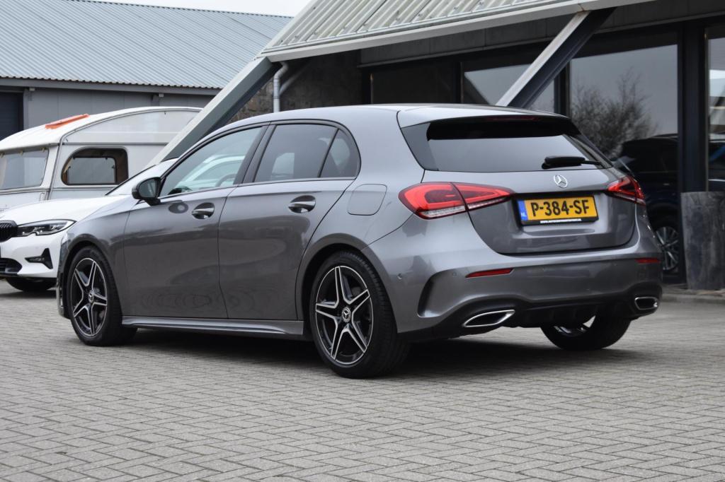 Mercedes-Benz A-Klasse 180 amg night | sfeerverlichting | apple carplay | c