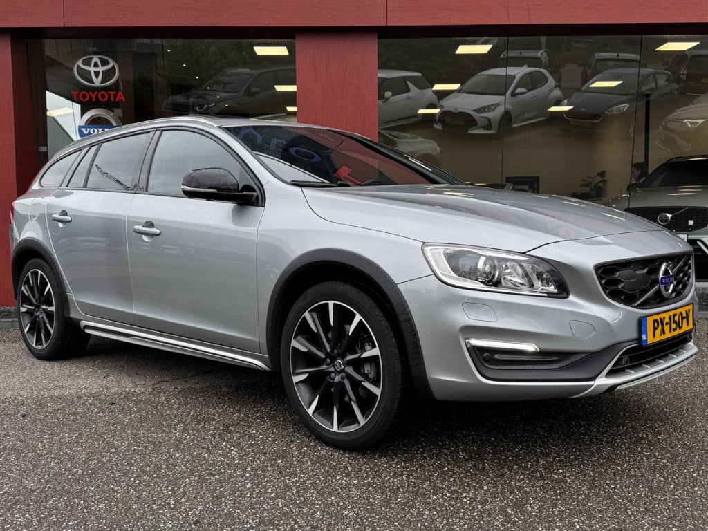 Volvo V60 cross country 2.0 t5 polar+ | 19" lmv | on-call | trekhaak