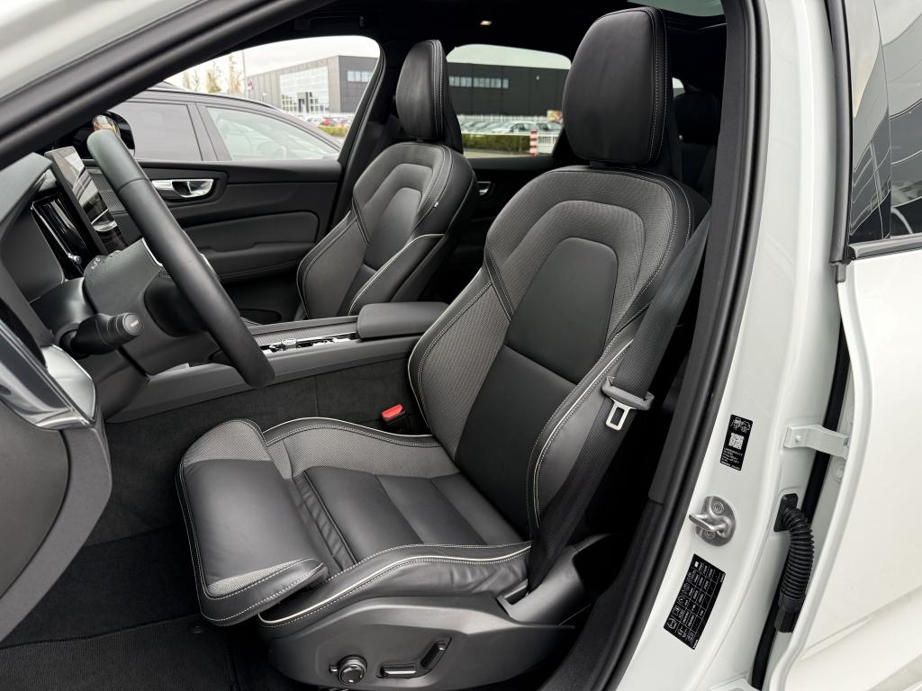 Volvo XC60 t6 398pk ultra black edition recharge| panodak| 360camera| adap.