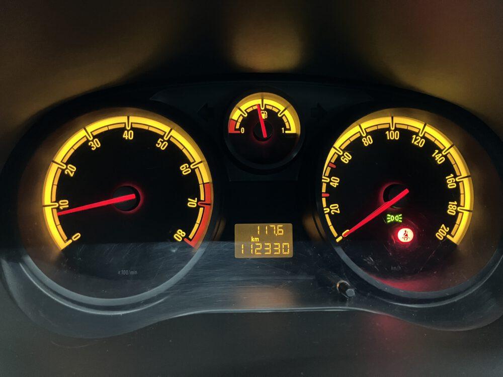 Opel Corsa 1.2-16V '111' Edition