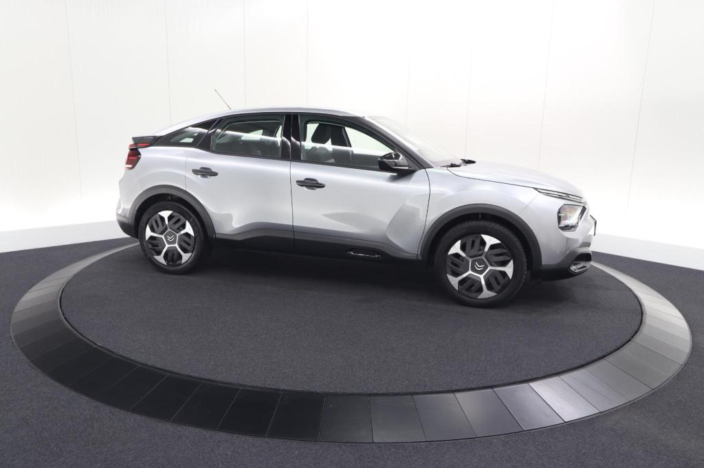 Citroen C4 puretech 130 feel | trekhaak | camera | allseason banden | clima
