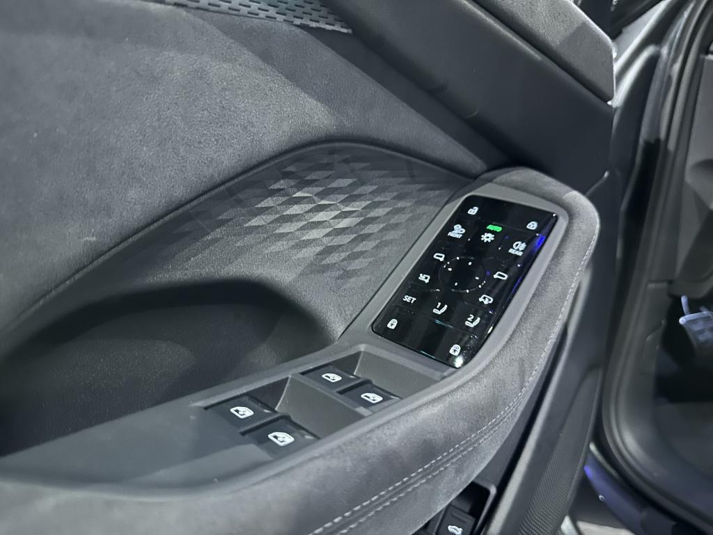 Audi A6 avant 2.0 e-hybrid quattro s edition competition *achterasbest*trek