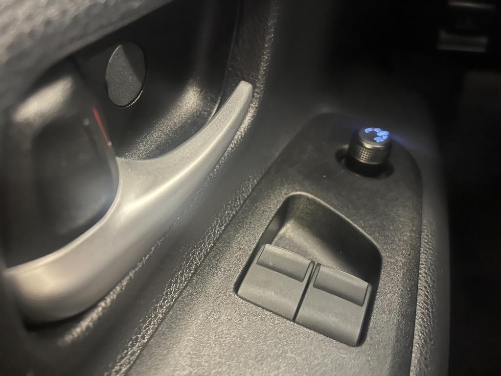 Toyota Aygo X 1.0 vvt-i mt play