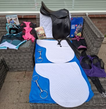 Diverse paardenspullen te koop
