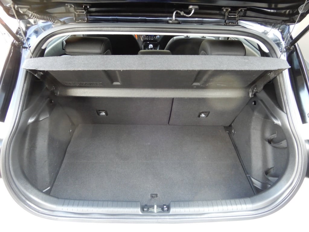 Hyundai I 20 1.0 t-gdi comfort | nl auto | navi | twotone | lm velgen |