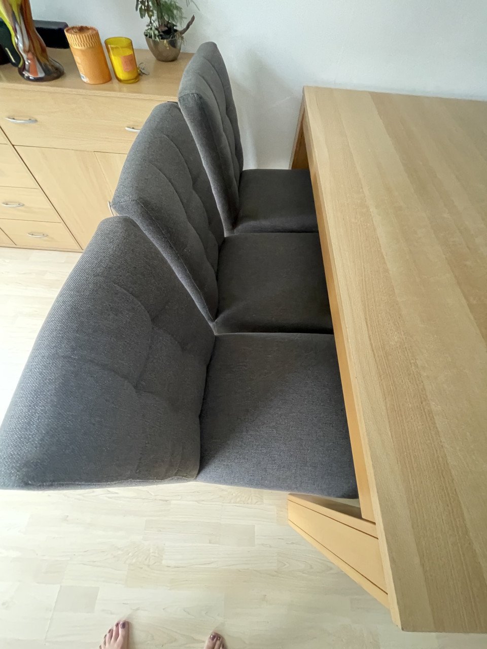 Eettafel met stoelen en bankje