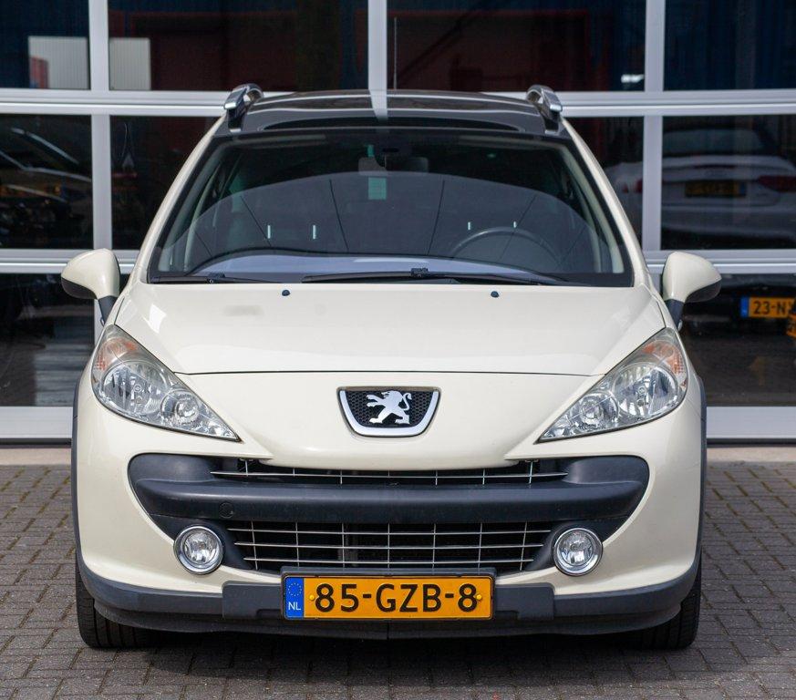 Peugeot 207 sw outdoor 1.6 vti xs