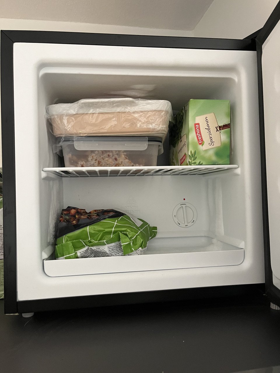 Kleine Vriezer 32 L Salora Zwart