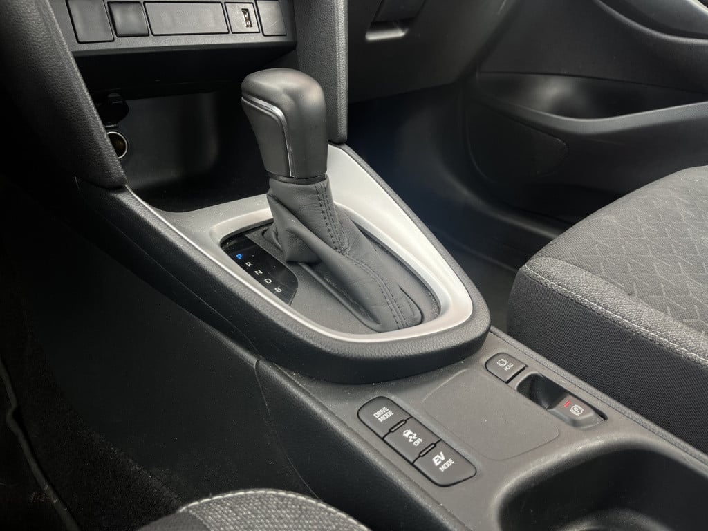 Toyota Yaris Cross 1.5 hybrid comfort | carplay | camera | acc | climate