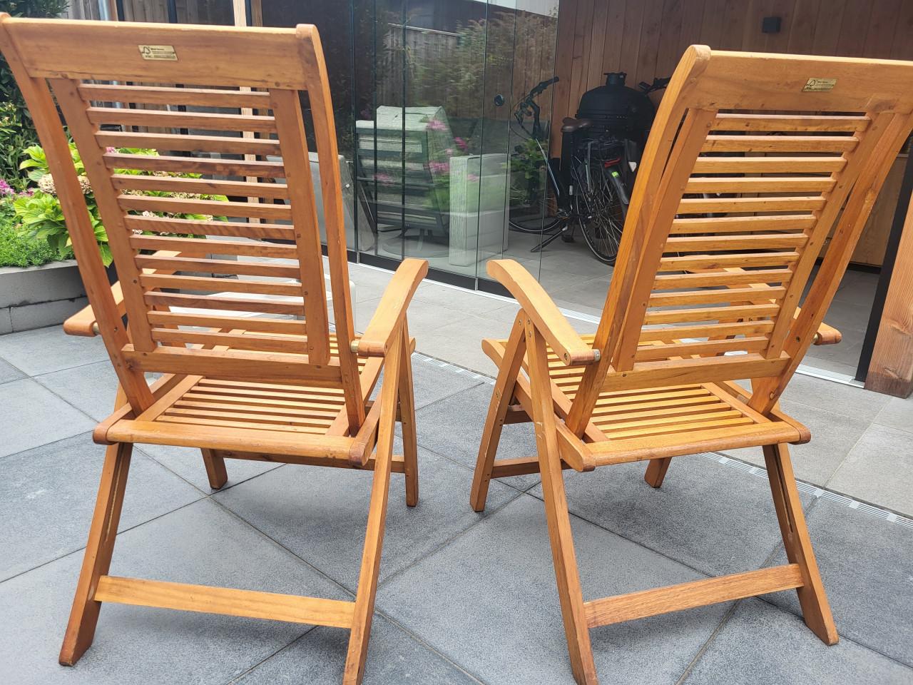 Houten tuinstoelen