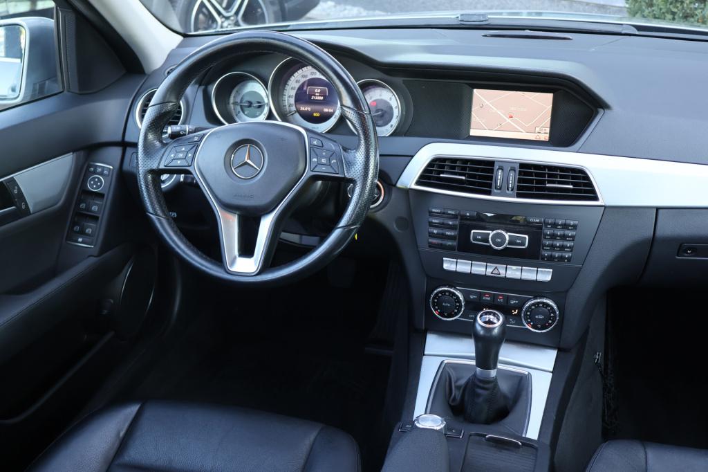 Mercedes-Benz C-Klasse 180 prestige avantgarde i trekhaak i lederen bekledi