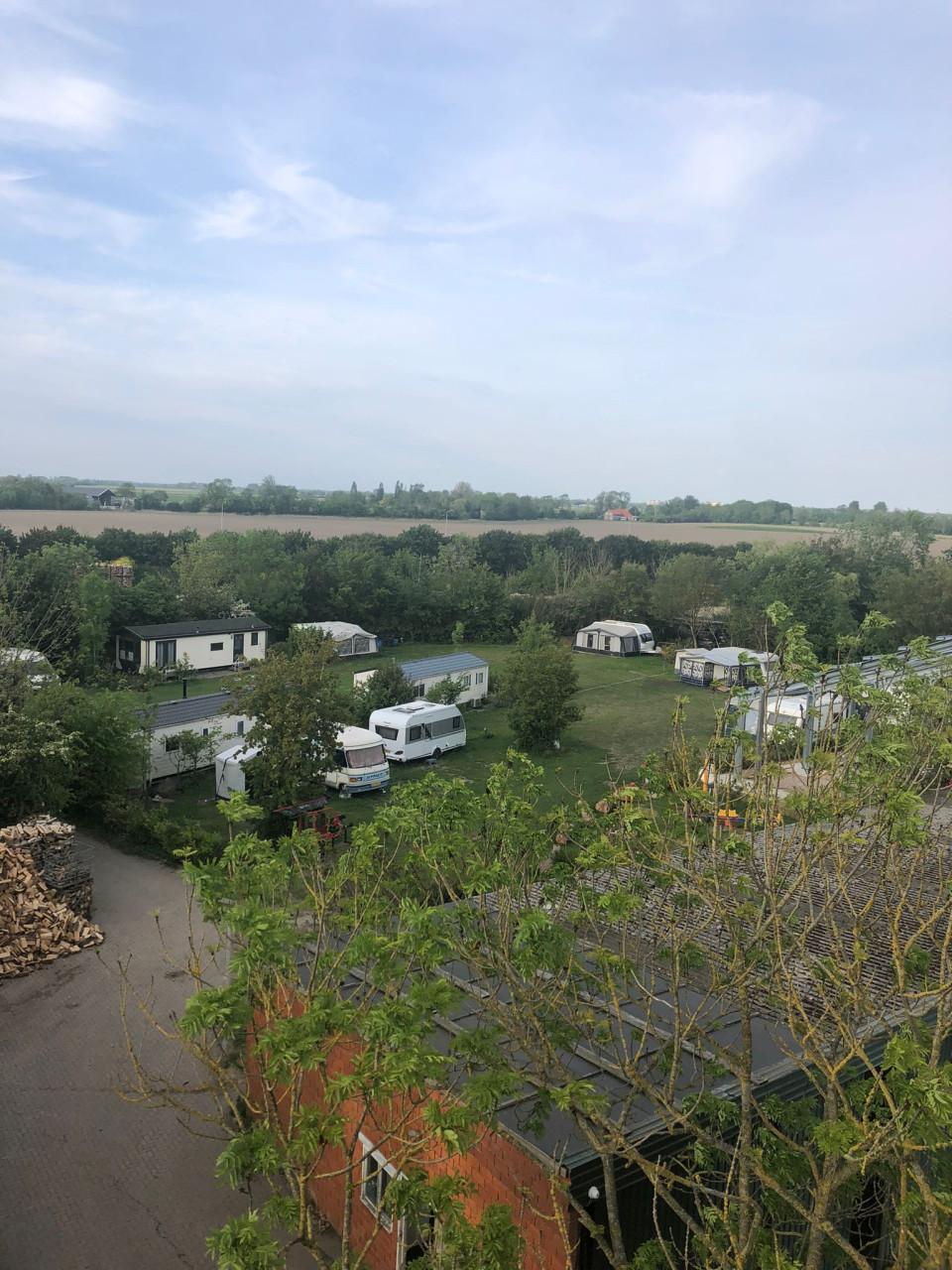 Chalet en camping plaatsen vrij