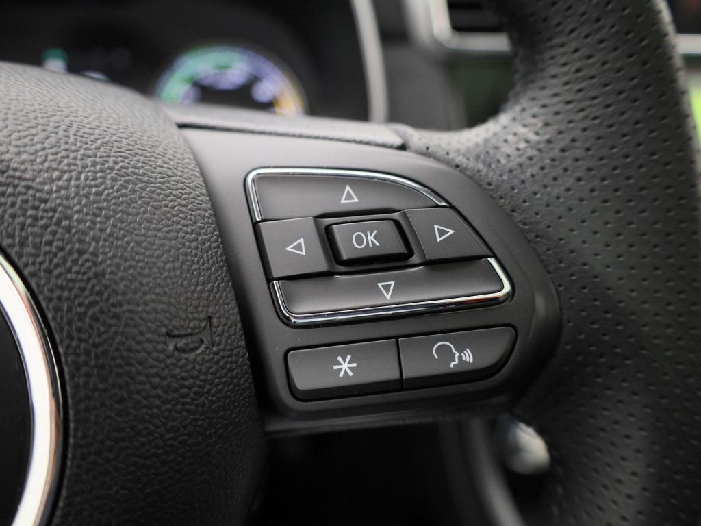MG Zs Ev mg luxury 45 kwh | automaat | panoramadak | leder | navigatie | ai