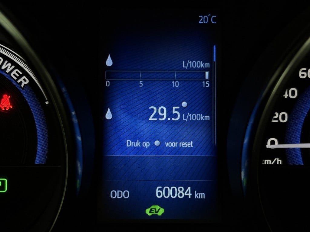 Toyota Auris touring sports 1.8 hybr. dynamic team d | trekhaak | stoelverw