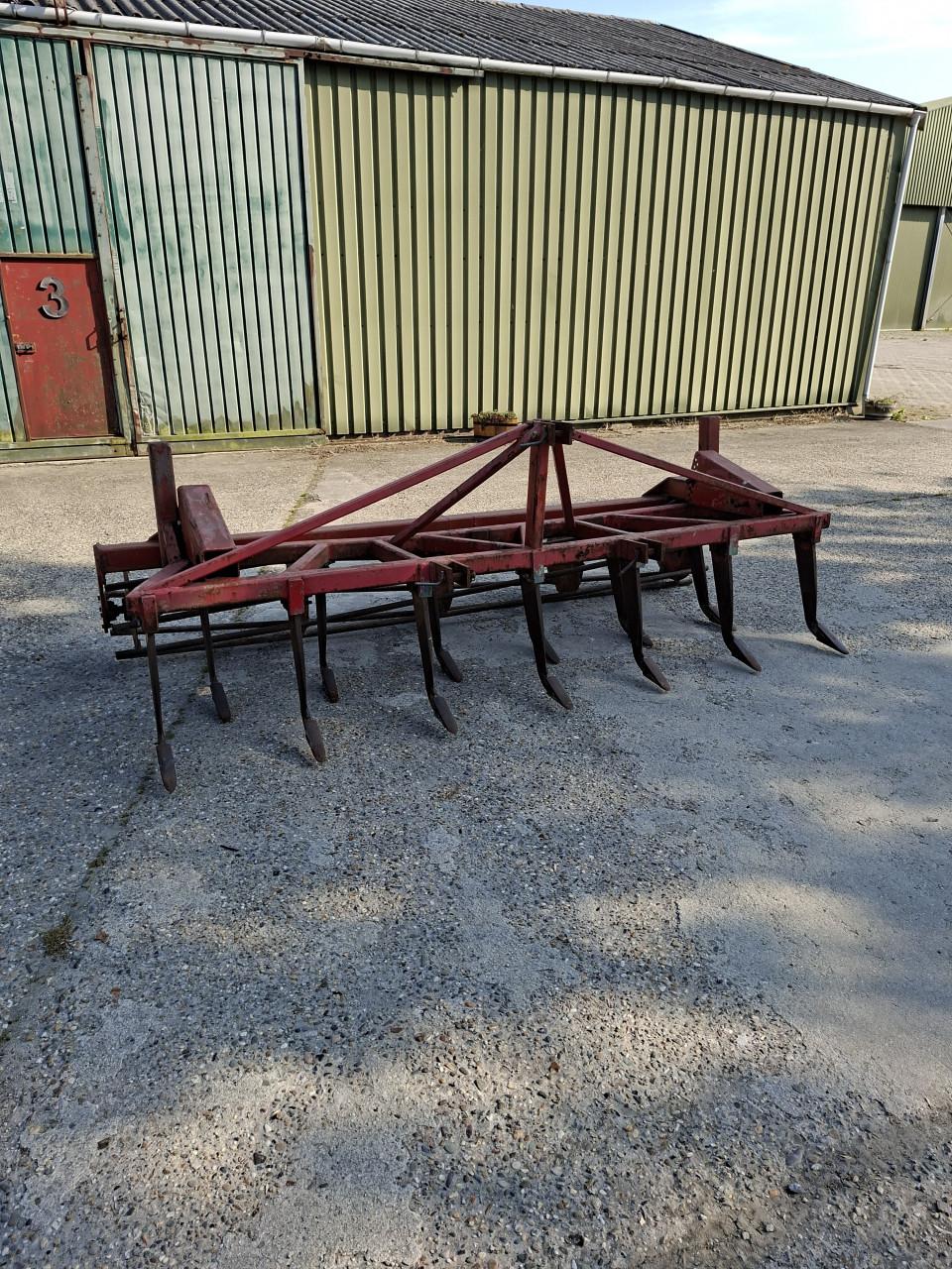 Cultivator