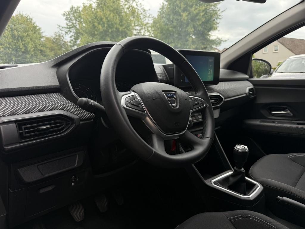 Dacia Sandero 1.0 essential