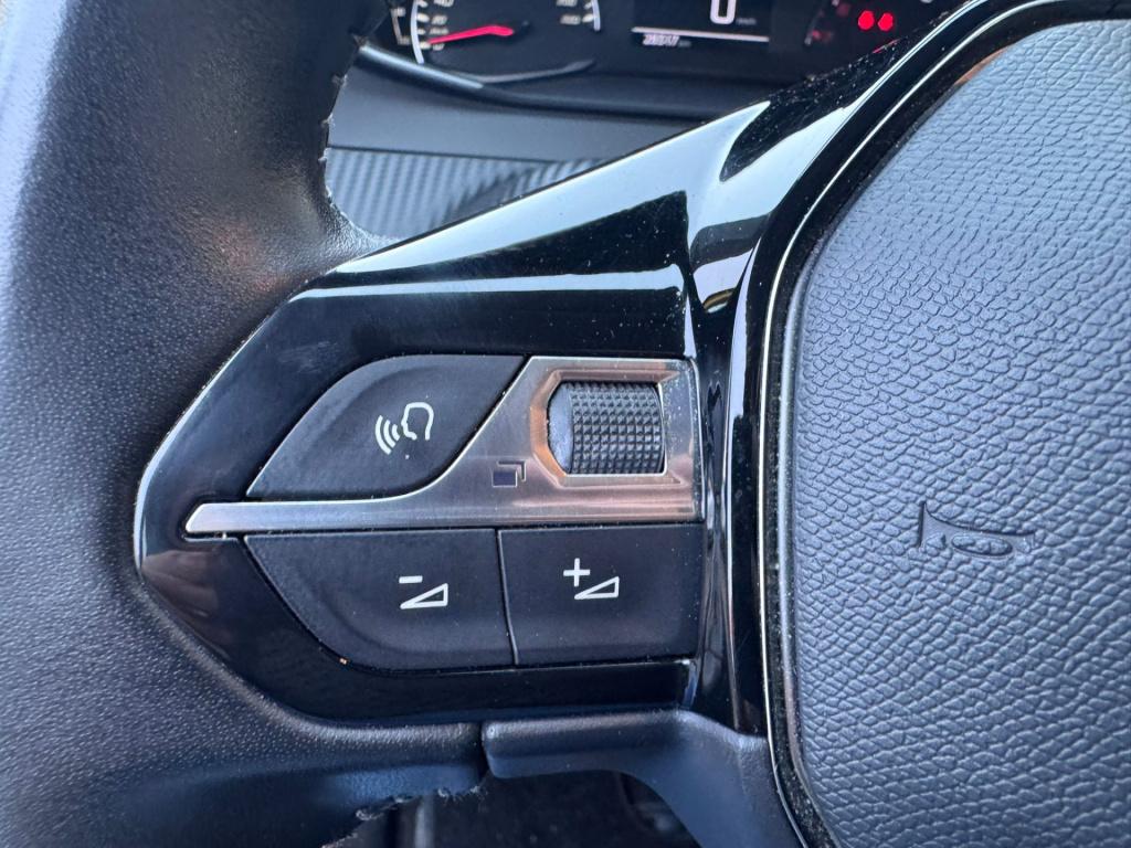 Peugeot 208 1.2 puretech active pack