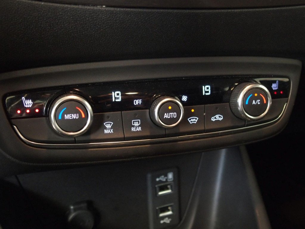 Opel Crossland X 1.2 turbo innovation nl auto, keyless, cruise, appconnect,