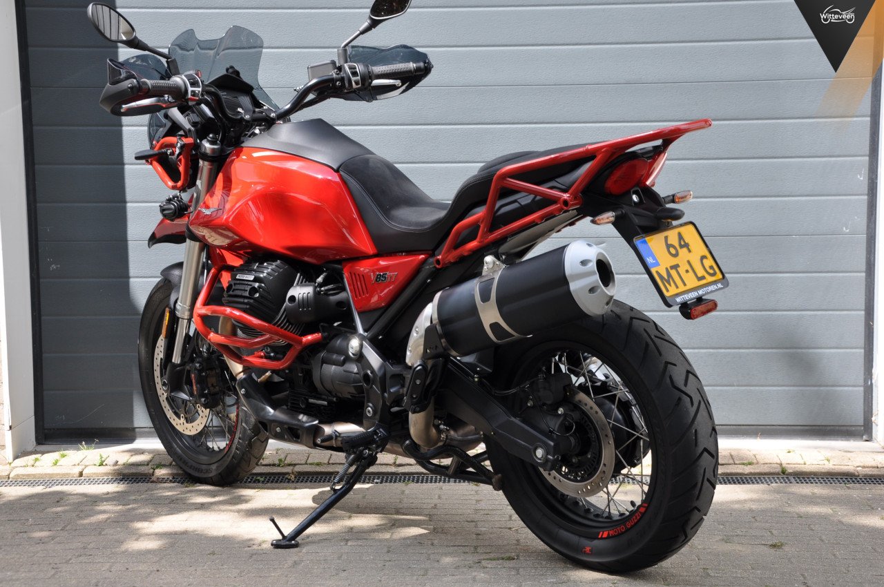 Moto Guzzi V85TT