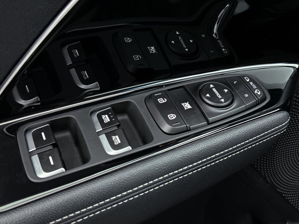 Kia Niro 1.6 gdi hybrid dynamicline | navi | parkeercamera |