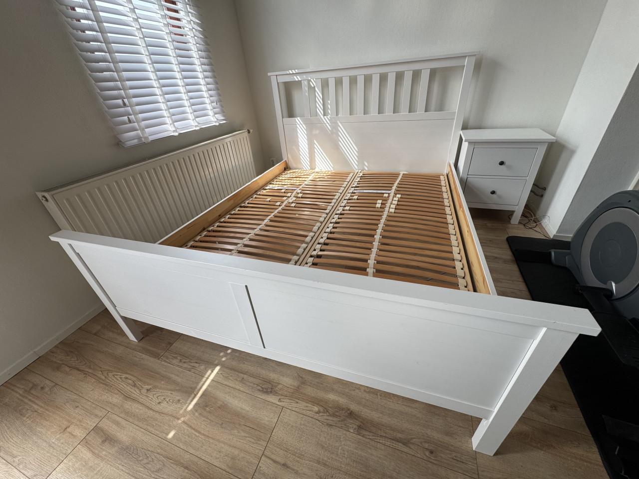 Tweepersoons bed 160 x 200 frame ledikant