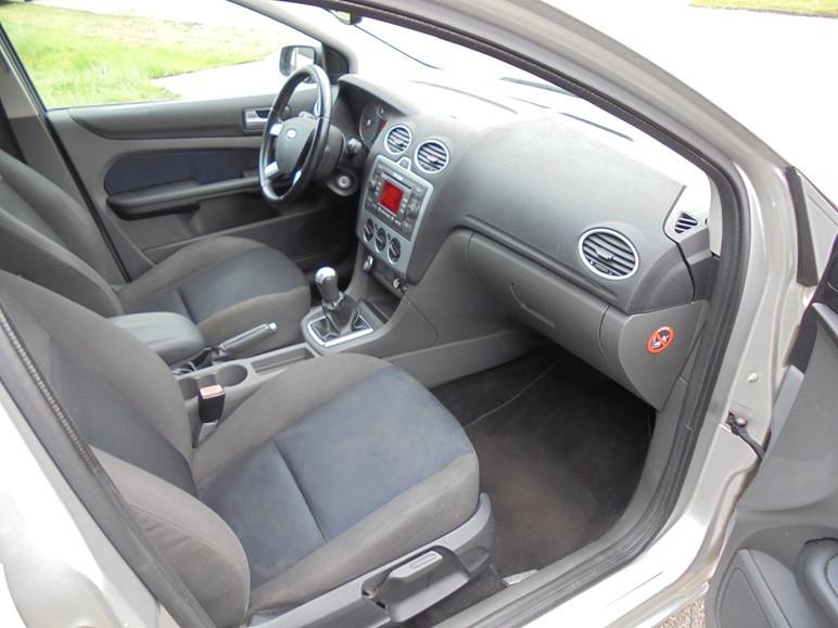 Ford Focus Wagon1.8-16V/Ambiente Flexifuel/Airco/Cruise control/Elek.pakket