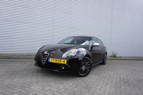 Alfa Romeo Giulietta 1.4 t distinctive climate / cruise / parkeers. / elekt