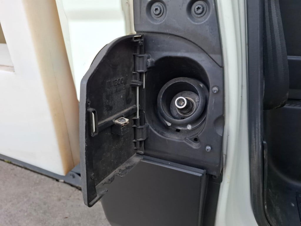 Iveco Daily 35s14nv 2.3 410l h3 pick-up / laadklep / aardgas / airco / crui