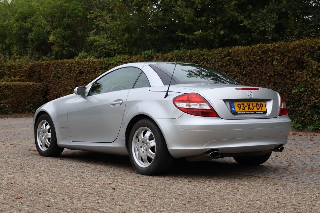 Mercedes-Benz SLK 200 k.