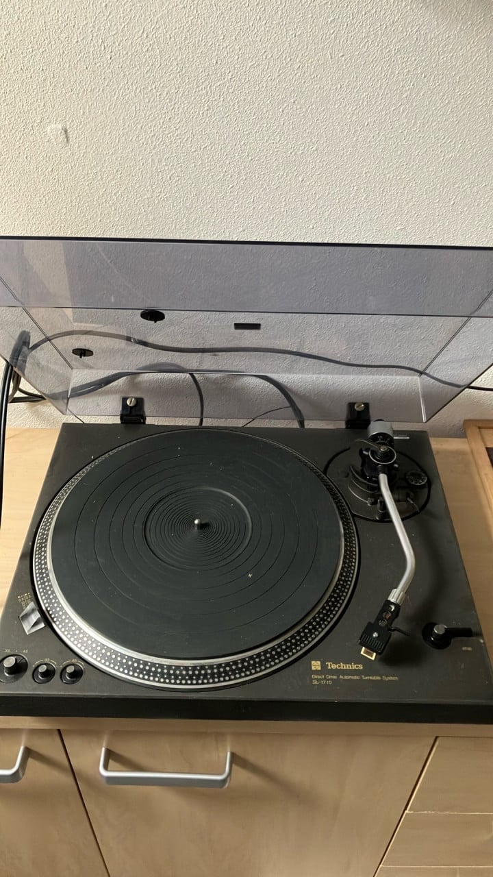 Technics sl-1710
