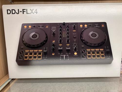 Pioneer DJ DDJ-FLX4 - DJ Controller