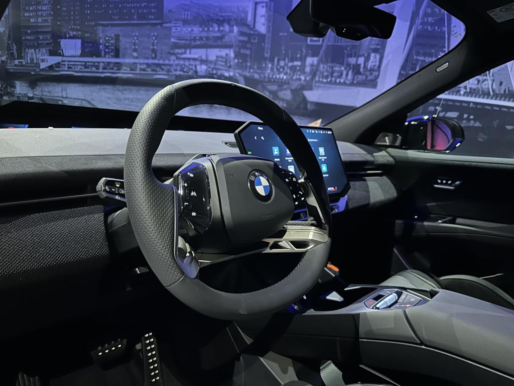 BMW Ix3 50 xdrive m-sport pro *panoramadak*trekhaak*