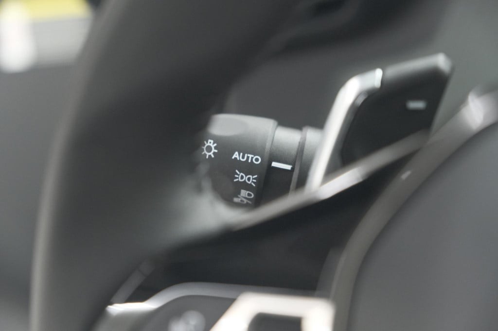 Peugeot 208 hybrid 100 e-dcs6 allure | camera | adaptieve cruise control | 