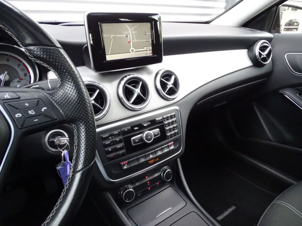 Mercedes-Benz Gla-klasse 200 prestige