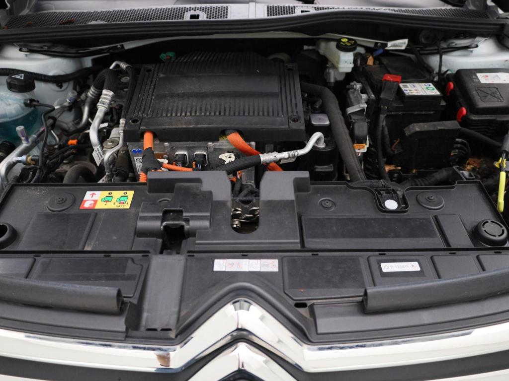 Citroen Ë-c4 shine pack business 50 kwh | automaat | leder | panorama dak |