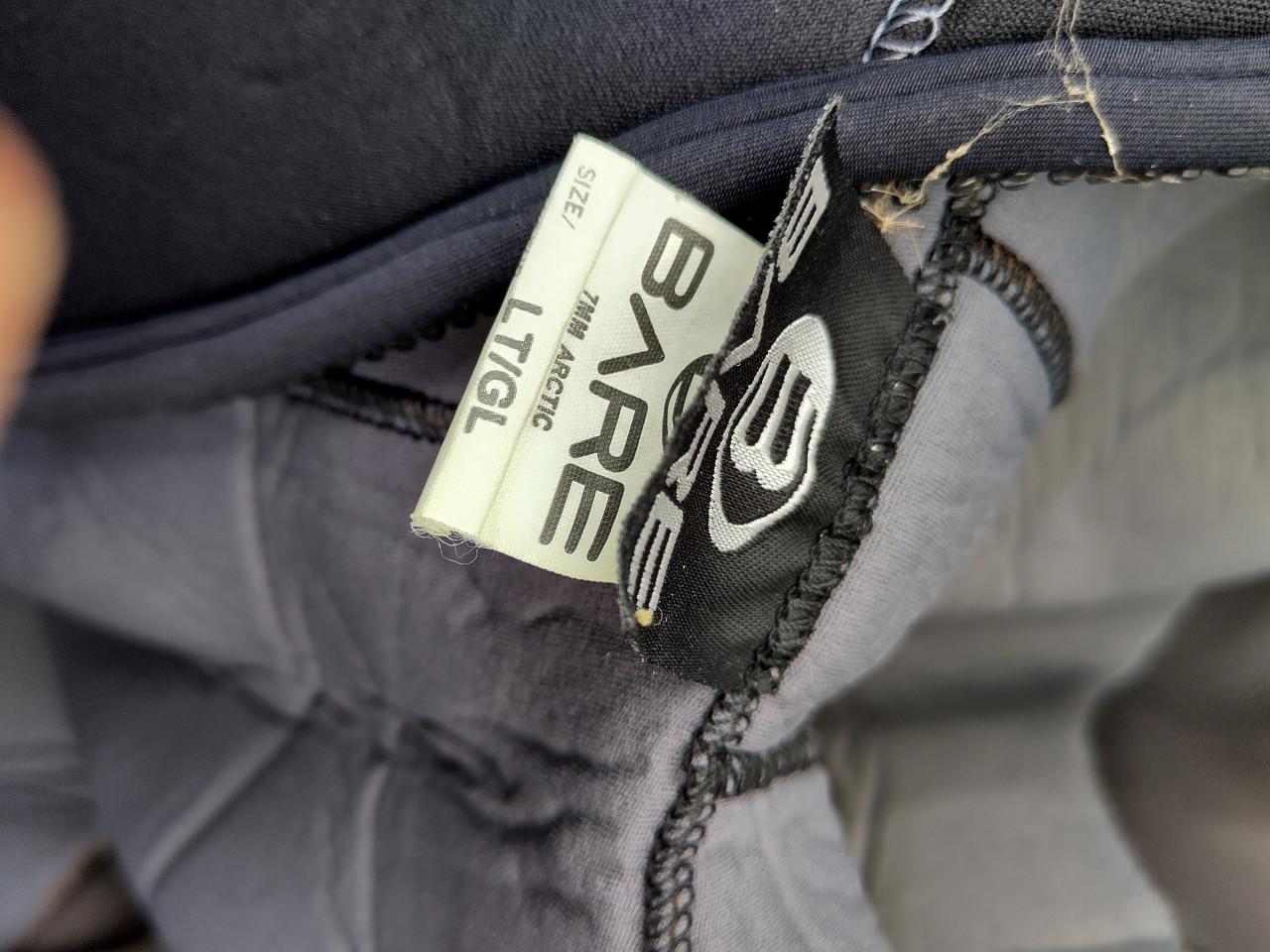 Complete duikkledingset te koop – Bare 7 mm en toebehoren