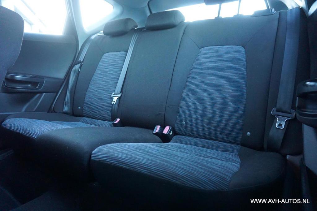 Kia Cee'd sporty wagon 1.4 x-tra