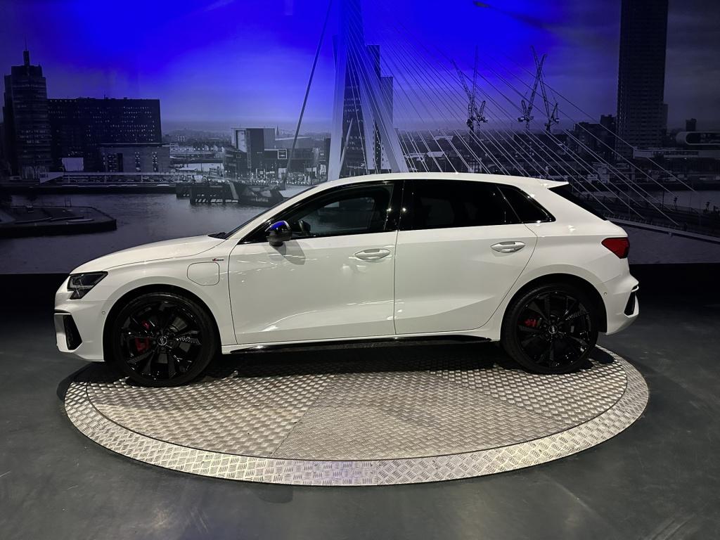 Audi A3 sportback 45 tfsi e s edition competition *navi*camera*acc*