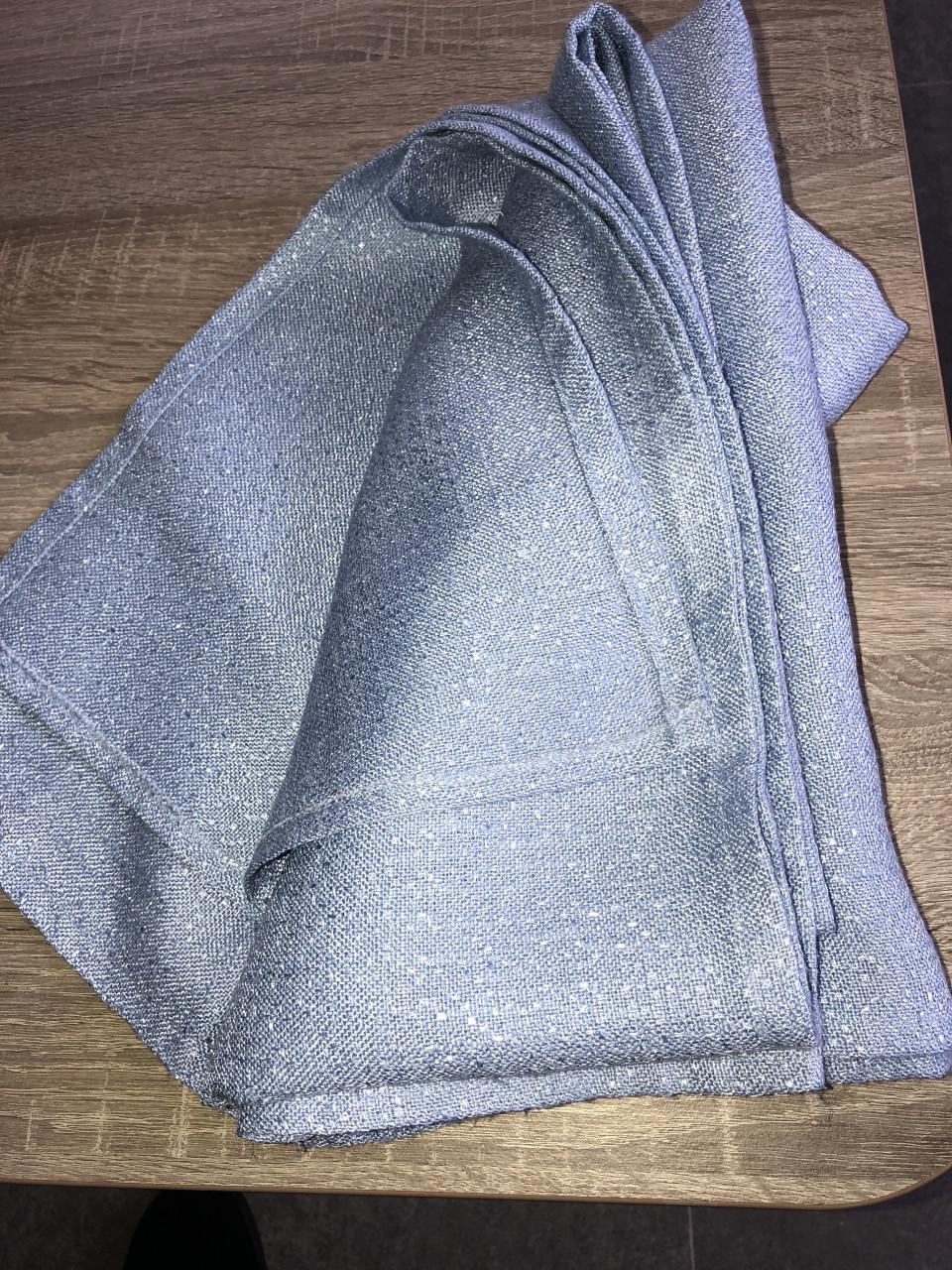 Tafelkleed lichtblauw 1,65x 1,35 mrt . ZGAN.