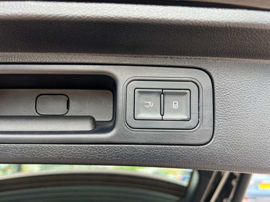 Byd Seal U 1.5 dm-i 218pk fwd boost , phev , panodak , hud , stoelkoeling /