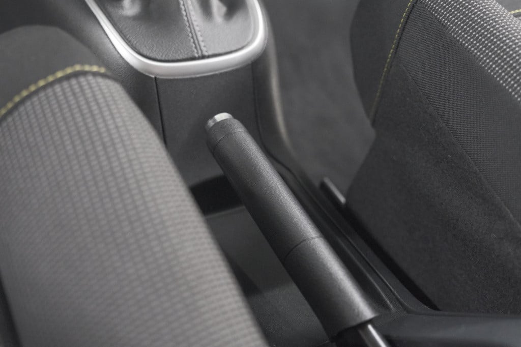 Citroen C3 puretech 110 eat6 max | camera | parkeersensoren | apple carplay