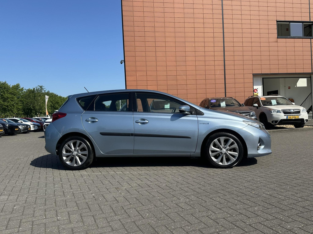 Toyota Auris 1.8 hybrid dynamic