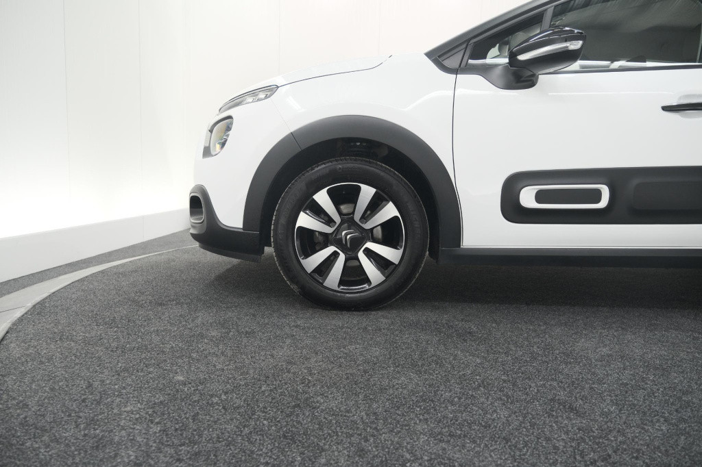 Citroen C3 puretech 82 shine | stoelverwarming | apple carplay | parkeersen