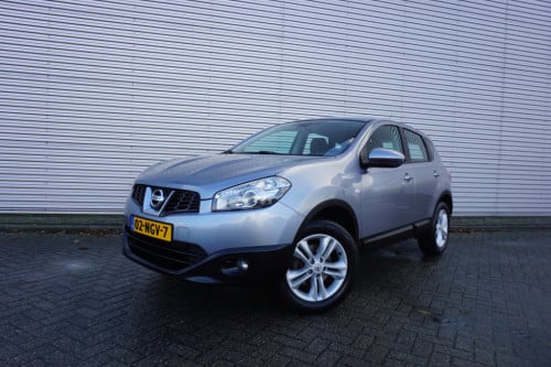 Nissan Qashqai 1.6 acenta airco / cruise / elektr. ramen / parkeers. / lm v