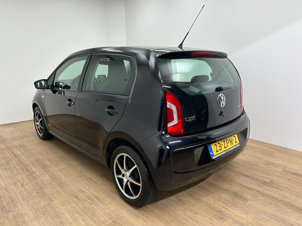 Volkswagen UP! occasion 1.0 move up! bluemotion | zwart | tweedehands volks