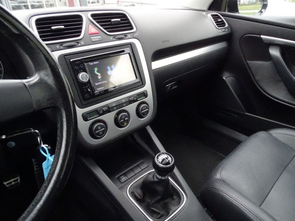 Volkswagen Eos 2.0-16v fsi 150pk | stoelverwarming | leder | navi