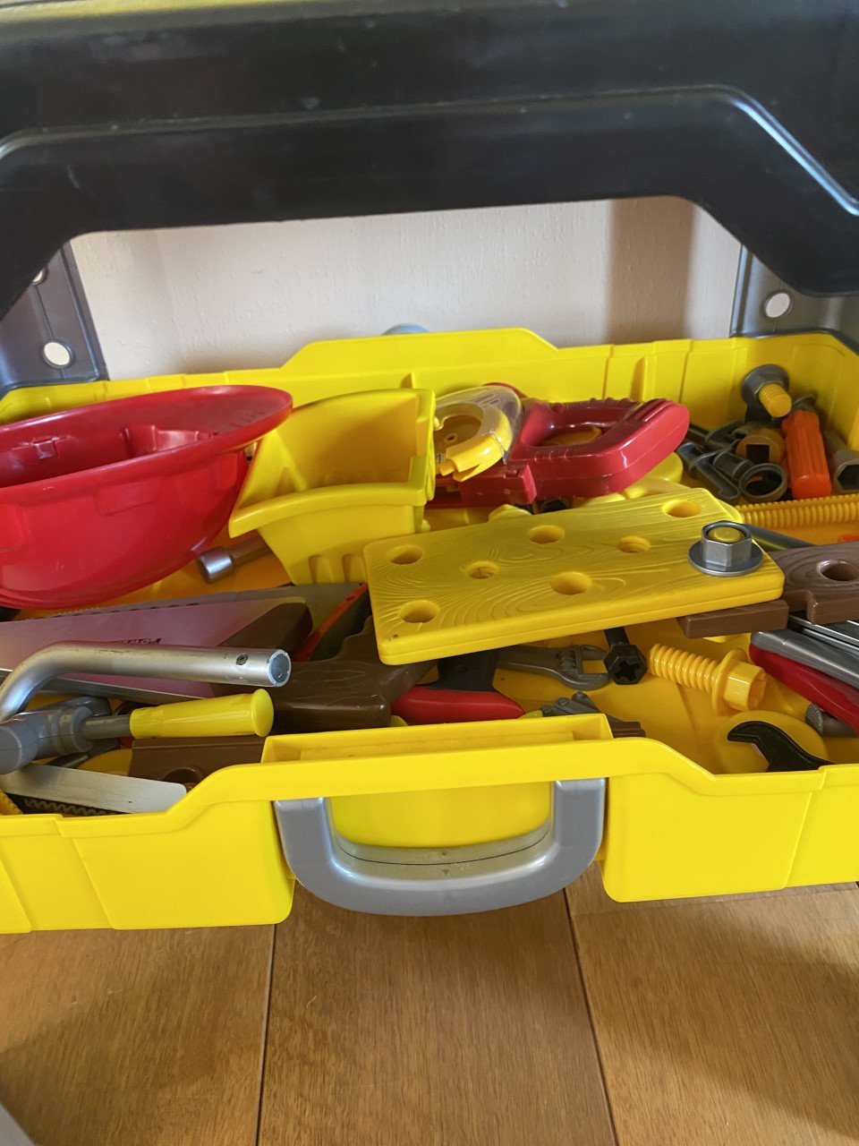Speelgoed werkbank met inhoud