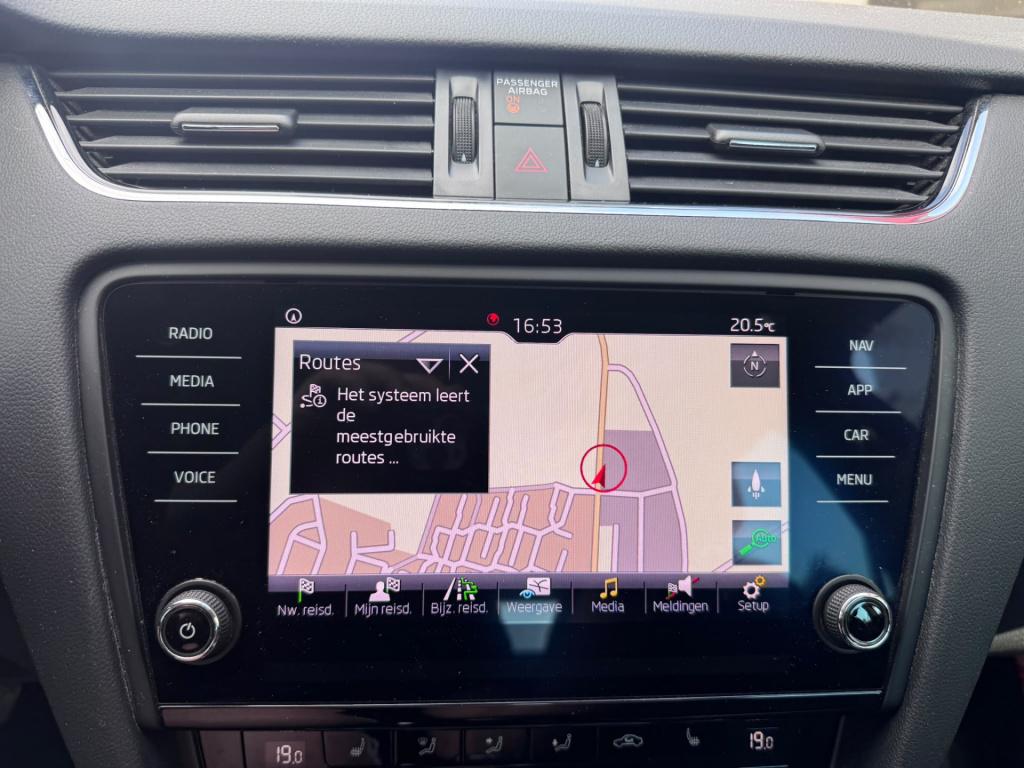 Skoda Octavia 1.5 tsi greentech ambition