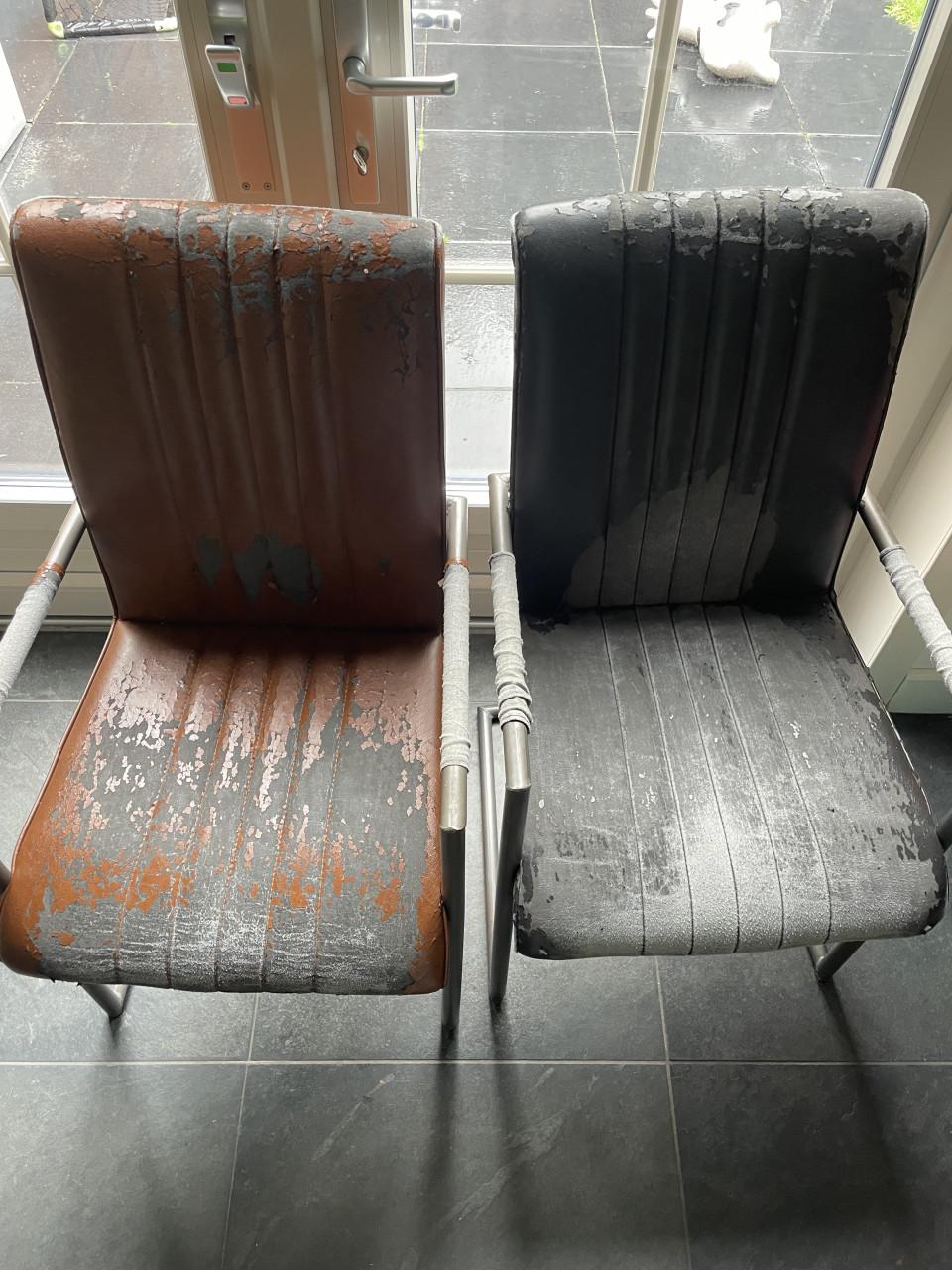 4 Stoelen gratis op te halen